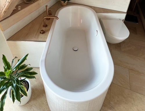Fliesenarbeiten – Badewanne in Struppen