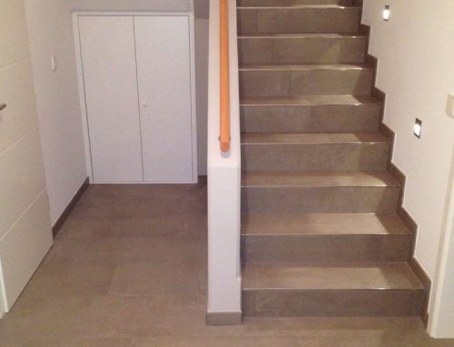 Fliesenarbeiten – Treppe in Friedrichstadt